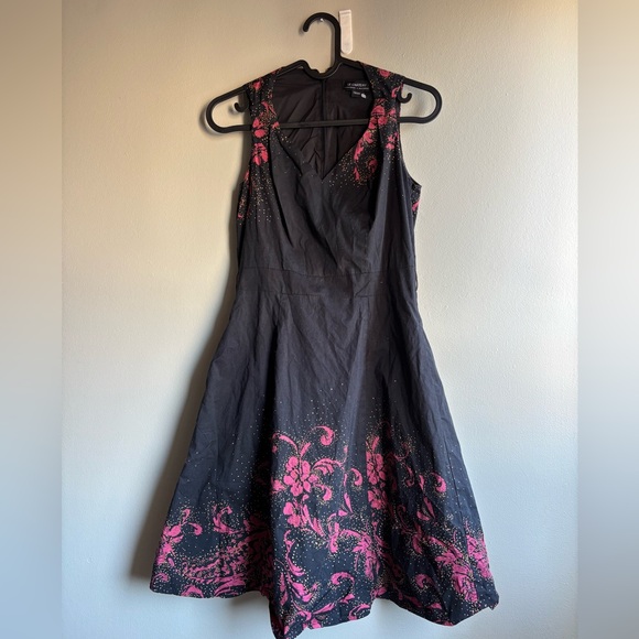 le chateau Dresses & Skirts - Le Chateau Black Midi Dress with Pink Floral Accents